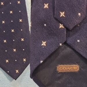 VTG 90s Coach Mens Navy Starburst Linen Silk Tie 3.75x56 Made Italy Gold Label